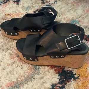 Bussola Wedge Sandals